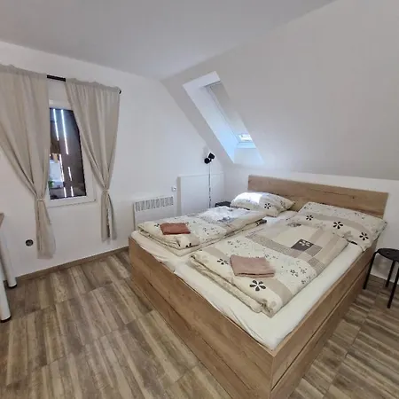Apartmany Pod Pergolou Boretice Exterior photo